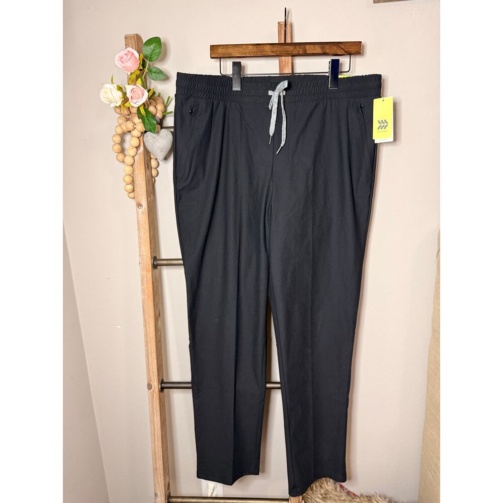 All in Motion NWT 360 Lifestyle Pants Regular Fit Mens Size Large
